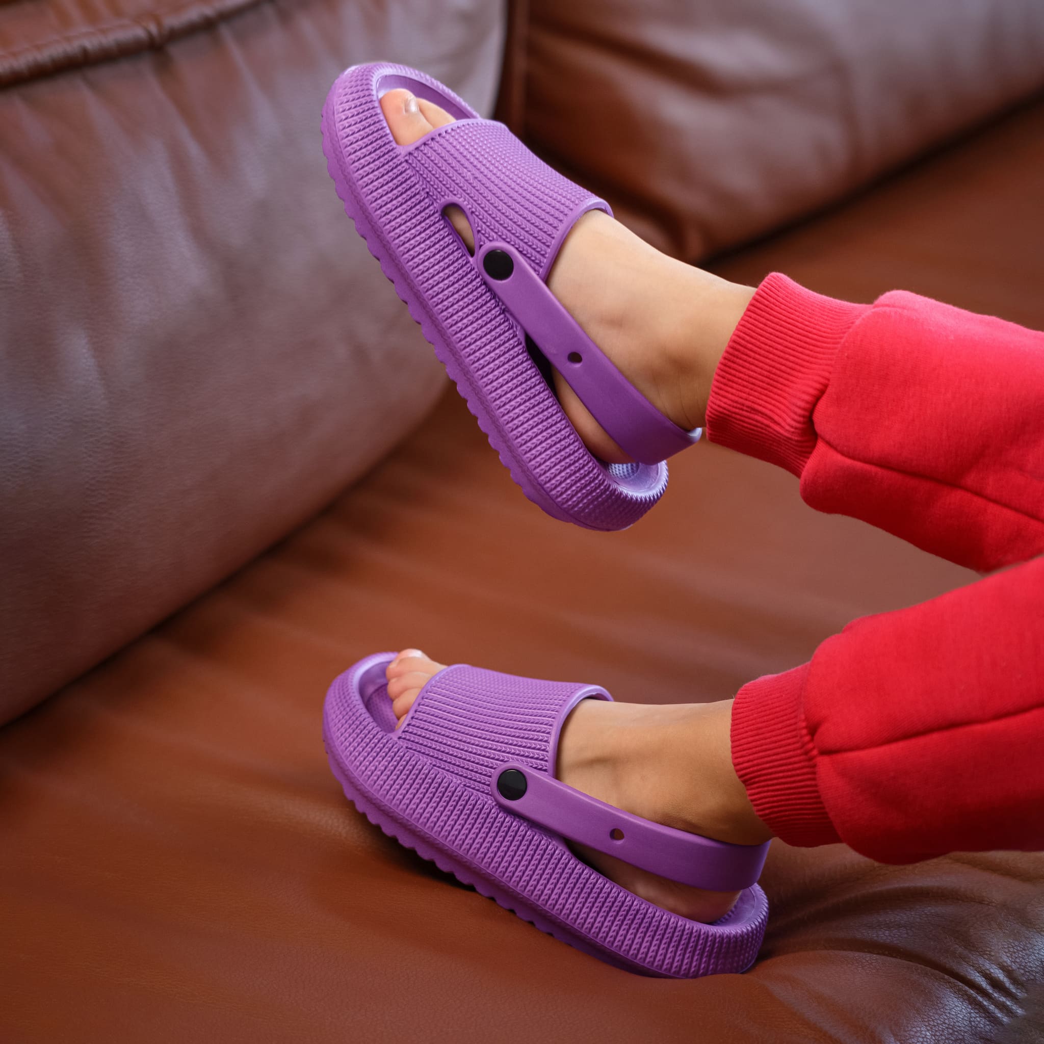 Alpine Kids Ultra Comfort Waterproof Slippers